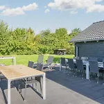 Family Fun With Hot Tub - By Traum Semesterbostad Nedre Lysabild