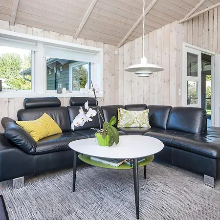 Family Fun With Hot Tub - By Traum Ferienhaus Nedre Lysabild