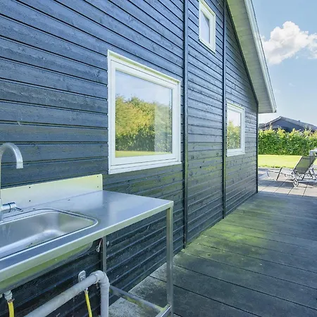 Family Fun With Hot Tub - By Traum * Nedre Lysabild