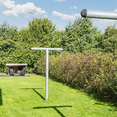 Family Fun With Hot Tub - By Traum Nedre Lysabild