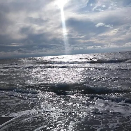 Family Fun With Hot Tub - By Traum * Nedre Lysabild