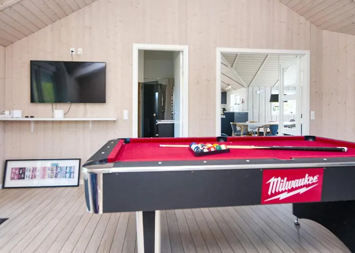 Holiday home Family Fun With Hot Tub - By Traum *