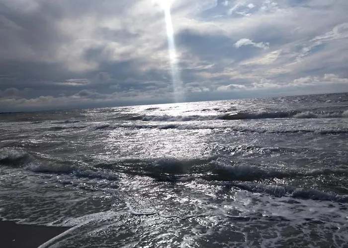 Family Fun With Hot Tub - By Traum * Nedre Lysabild